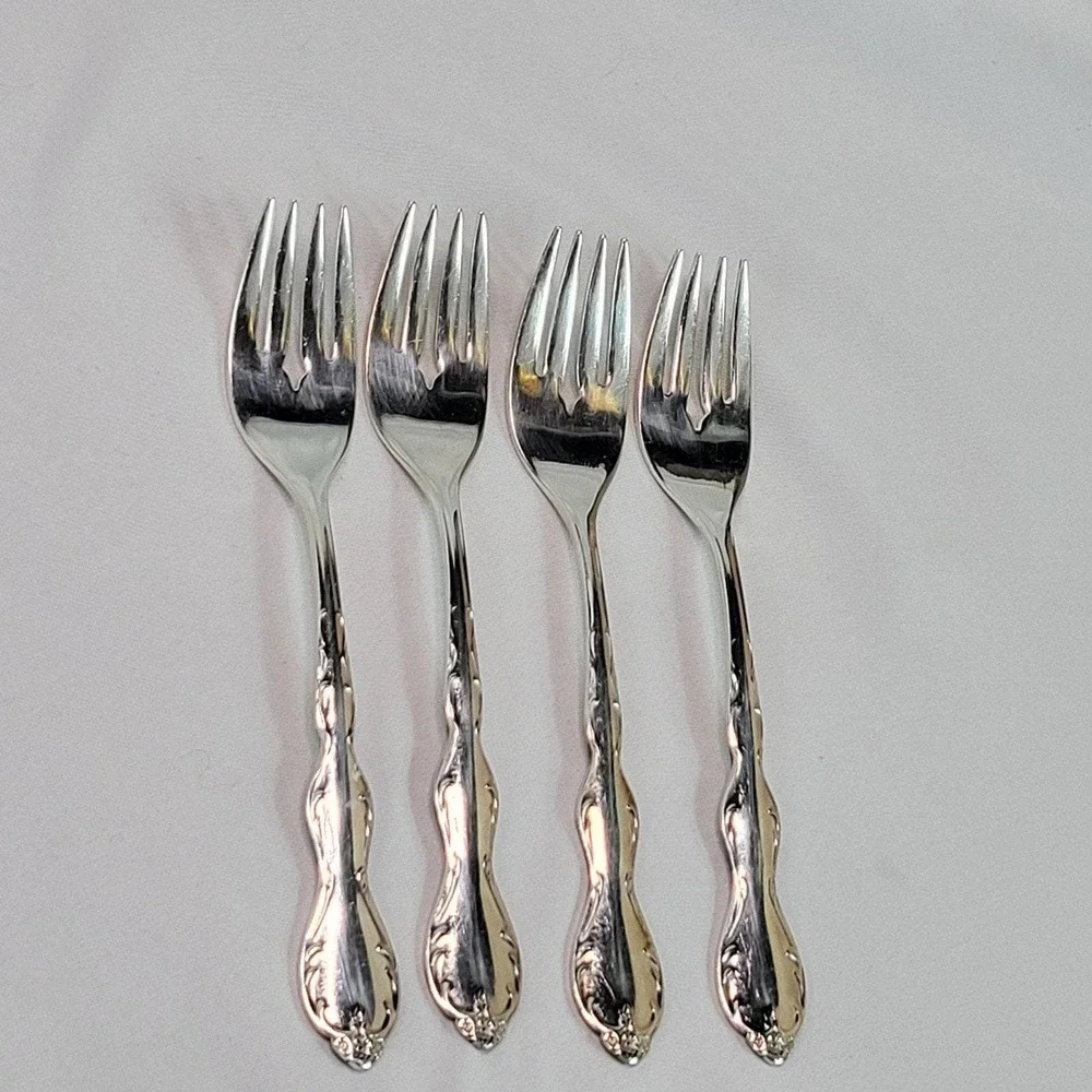 Camelot‎ Melody Silverplate Pattern Set of 4 Salad Forks Floral Scroll VTG 1954